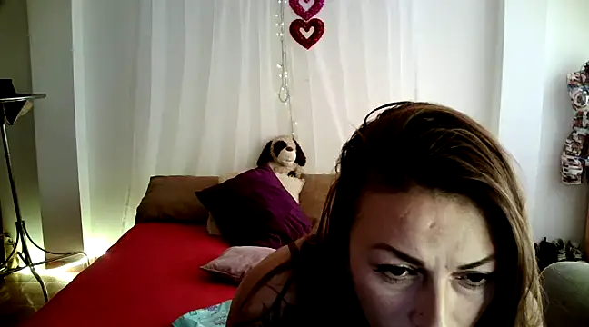 Snapshot of Hanna_Charming chatting on 03.21.25 Hanna Charming online show from 03.21.25