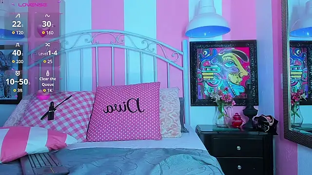 Liah Grey8 online show from 01.22.25