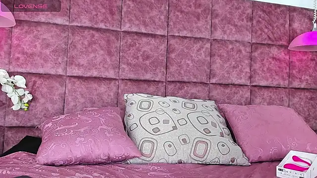 Liah Grey8 online show from 02.09.25