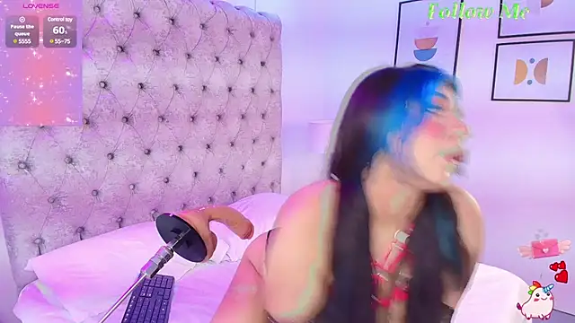 Salem skyler  online show from 02.27.25