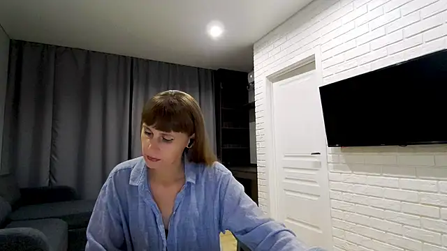 Daniella Lorente online show from 07.05.26