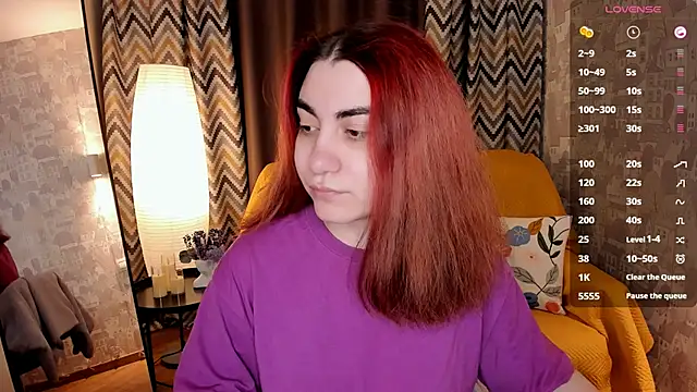 hannacheekss  online show from 02.07.26