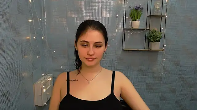 Snapshot of AliceSexyyy_ chatting on 01.19.25 AliceSexyyy online show from 01.19.25
