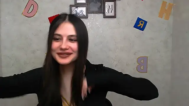 Snapshot of AliceSexyyy_ chatting on 03.02.25 AliceSexyyy online show from 03.02.25