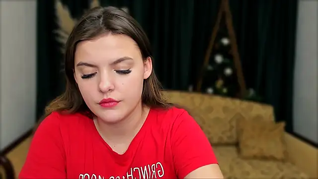 Snapshot of showmeparadise chatting on 01.04.25 showmeparadise online show from 01.04.25