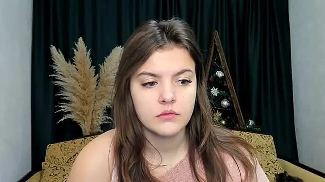 Snapshot of showmeparadise chatting on 01.22.25 showmeparadise online show from 01.22.25