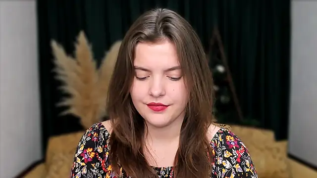 Snapshot of showmeparadise chatting on 02.27.25 showmeparadise online show from 02.27.25