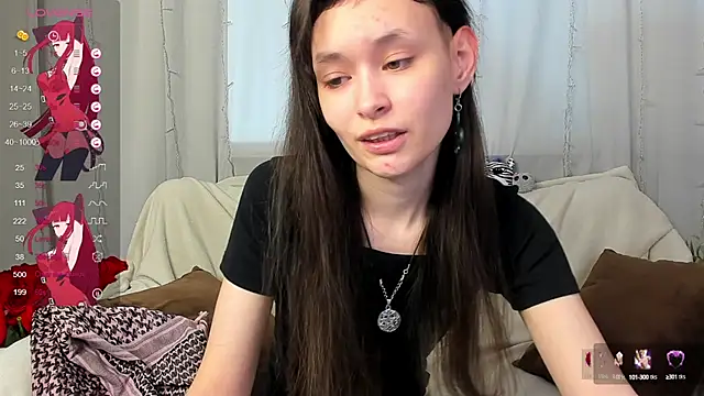 Emily Strikeee online show from 03.09.25