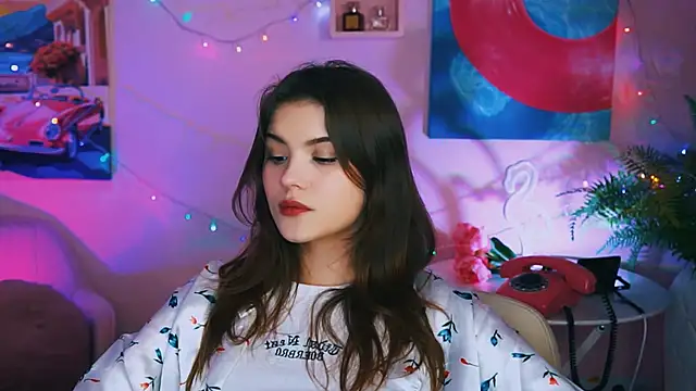 EvaThopson online show from 12.21.24