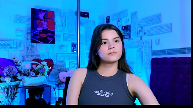 EvaThopson online show from 03.06.25