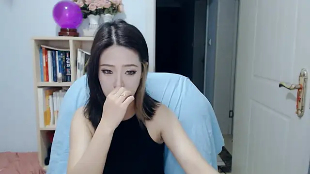 Snapshot of SuSushi728 chatting on 06.04.26 SuSushi728 online show from 06.04.26