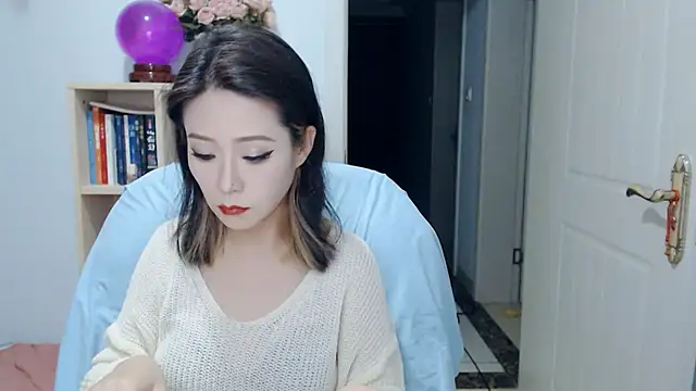 Snapshot of SuSushi728 chatting on 06.10.26 SuSushi728 online show from 06.10.26