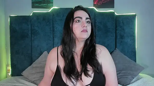 Snapshot of anniie_sweett_ chatting on 10.07.25 anniie sweett online show from 10.07.25