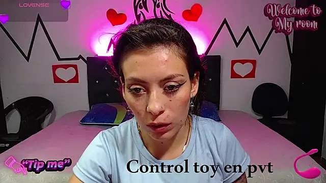 Snapshot of Tefannyy_ chatting on 02.19.25 Tefannyy online show from 02.19.25