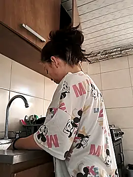 Snapshot of Tefannyy_ chatting on 09.14.25 Tefannyy online show from 09.14.25