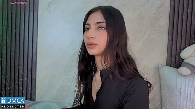 SolBeaumont1 online show from 11.03.25