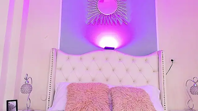 Ambar Collingg online show from 03.17.25