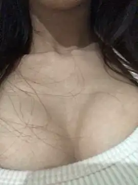 Snapshot of Yonaaaaaaaaa chatting on 02.04.25 Yonaaaaaaaaa online show from 02.04.25