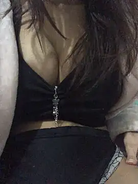 Snapshot of Yonaaaaaaaaa chatting on 02.06.25 Yonaaaaaaaaa online show from 02.06.25