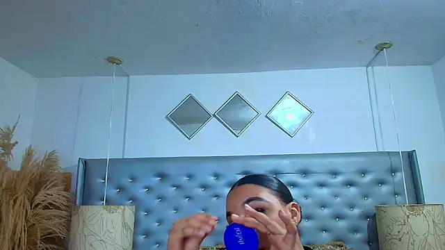 EileenBenzon online show from 11.15.25