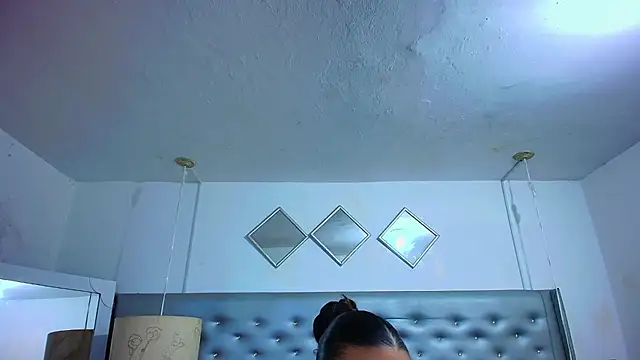 EileenBenzon online show from 03.21.26