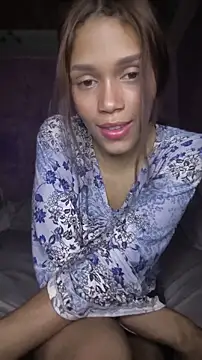 Snapshot of Cositarica_69 chatting on 06.17.26 Cositarica 69 online show from 06.17.26