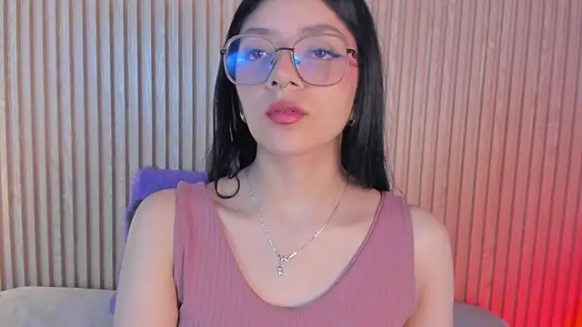 Snapshot of lana_dol chatting on 11.04.25 lana dol online show from 11.04.25