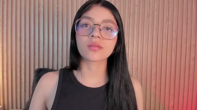 Snapshot of lana_dol chatting on 11.06.25 lana dol online show from 11.06.25