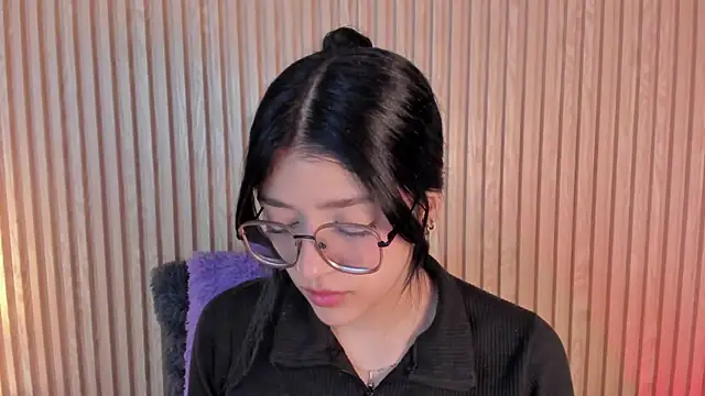 Snapshot of lana_dol chatting on 11.08.25 lana dol online show from 11.08.25