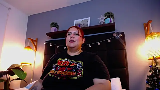 Snapshot of noaah_brown chatting on 12.18.24 noaah brown online show from 12.18.24