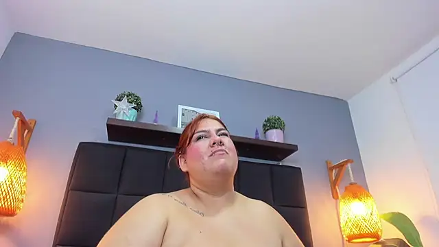 Snapshot of noaah_brown chatting on 12.24.24 noaah brown online show from 12.24.24