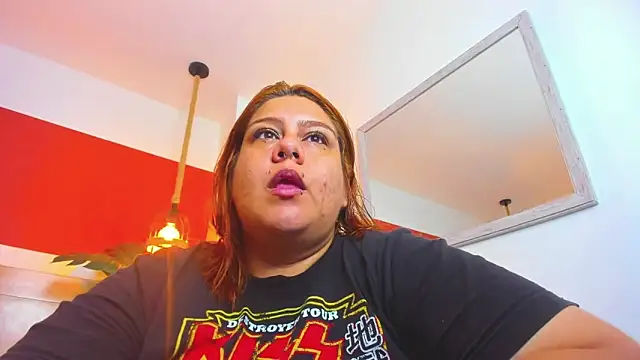 Snapshot of noaah_brown chatting on 01.25.25 noaah brown online show from 01.25.25