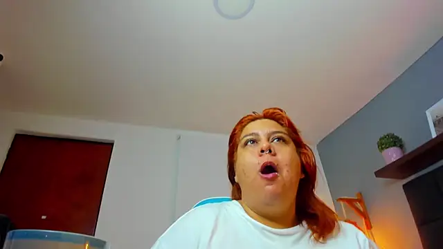 Snapshot of noaah_brown chatting on 02.18.25 noaah brown online show from 02.18.25