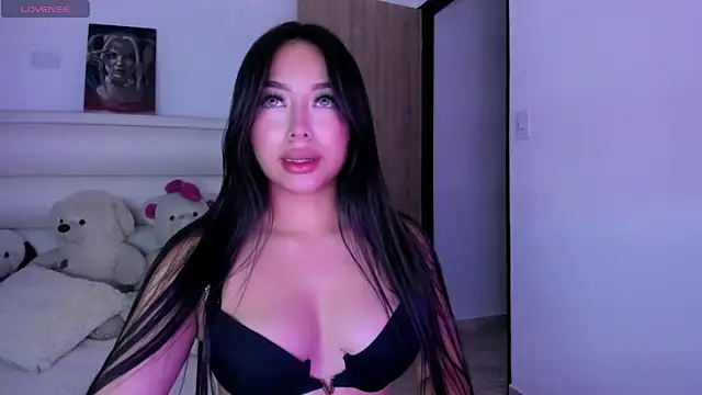 Snapshot of gaby_desire777 chatting on 05.16.26 gaby desire777 online show from 05.16.26