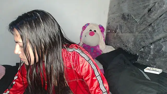 skinny sweet2411 online show from 02.06.26