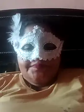 Snapshot of seemi_bhabhi chatting on 02.20.25 seemi bhabhi online show from 02.20.25