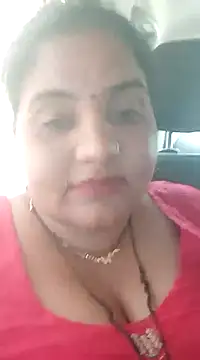 Snapshot of seemi_bhabhi chatting on 03.10.25 seemi bhabhi online show from 03.10.25