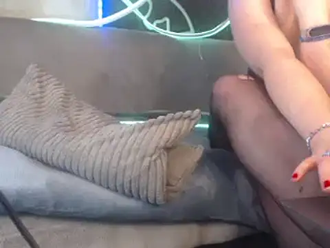 GoddessMonicaNylon online show from 12.19.24