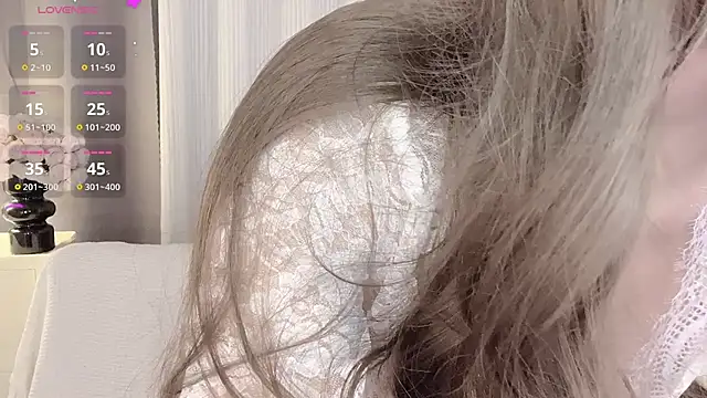 Snapshot of Lucky-susuBB chatting on 12.27.24 Lucky-susuBB online show from 12.27.24