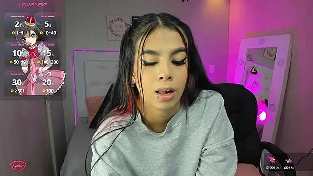 Snapshot of EMALINDA__HILSS chatting on 02.21.25 EMALINDA HILSS online show from 02.21.25