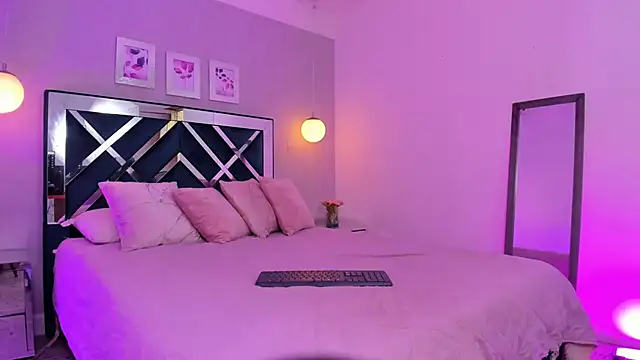 ibella7 online show from 10.16.25