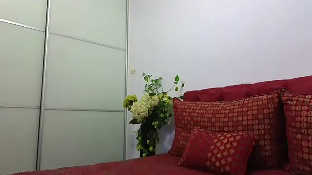  Maddalena  online show from 10.21.25