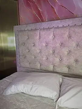 Rousse blue online show from 09.26.25