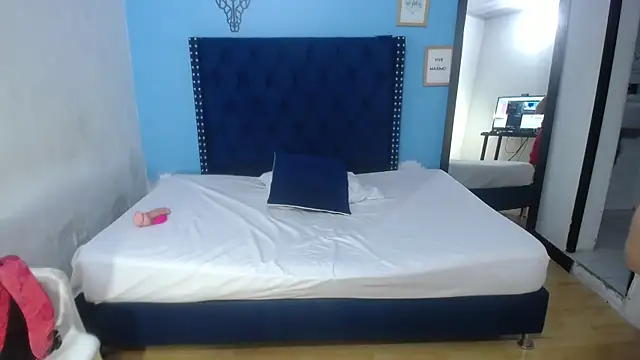 kinky redhead18 online show from 11.19.25