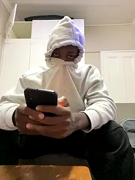 Mischevous T69 online show from 09.28.25