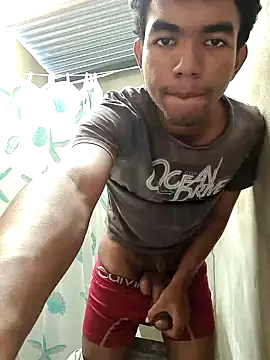 Snapshot of Reynold2608 chatting on 01.26.25 Reynold2608 online show from 01.26.25