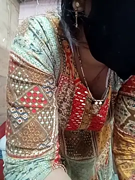 queensenorita online show from 10.02.25