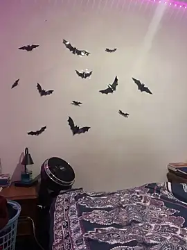 Nina-Chick777 online show from 10.19.25