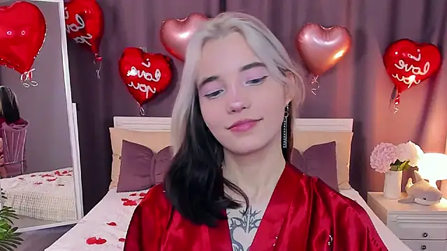 Snapshot of as1an_girlfriend chatting on 02.17.25 as1an girlfriend online show from 02.17.25