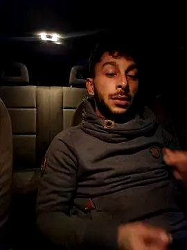 Snapshot of Iulianmarius12 chatting on 02.24.26 Iulianmarius12 online show from 02.24.26